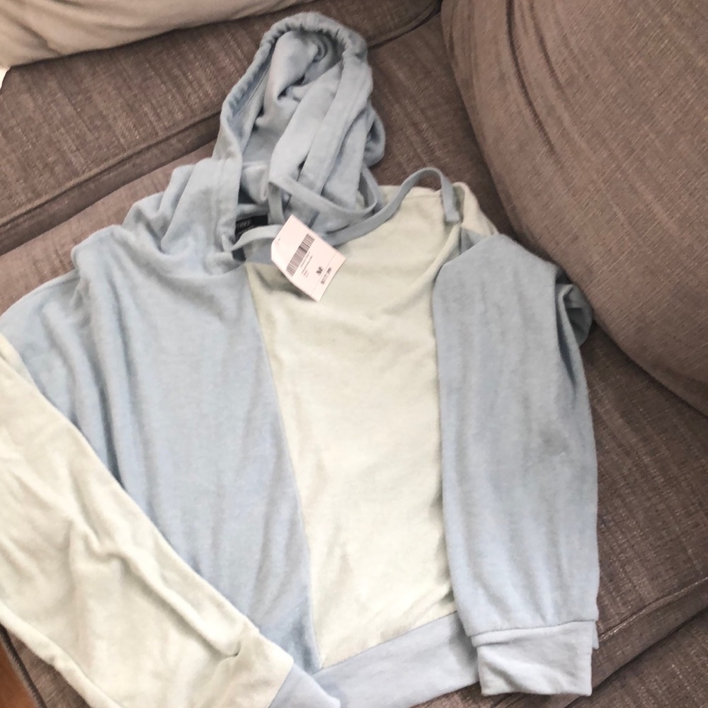 Ladies hoodie size medium
